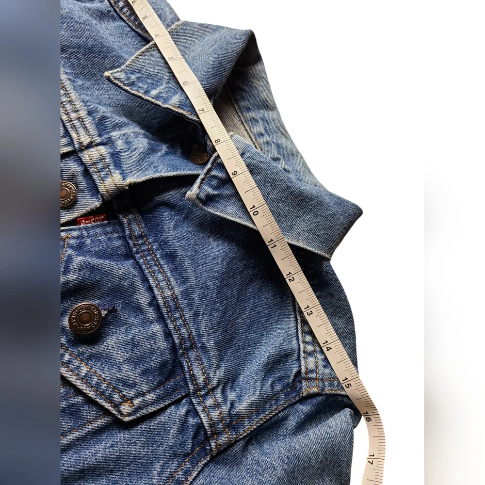 VINTAGE 1980'S | LEVI'S | DENIM JACKET | 2-POCKET | CHILDRENS | SIZE LARGE